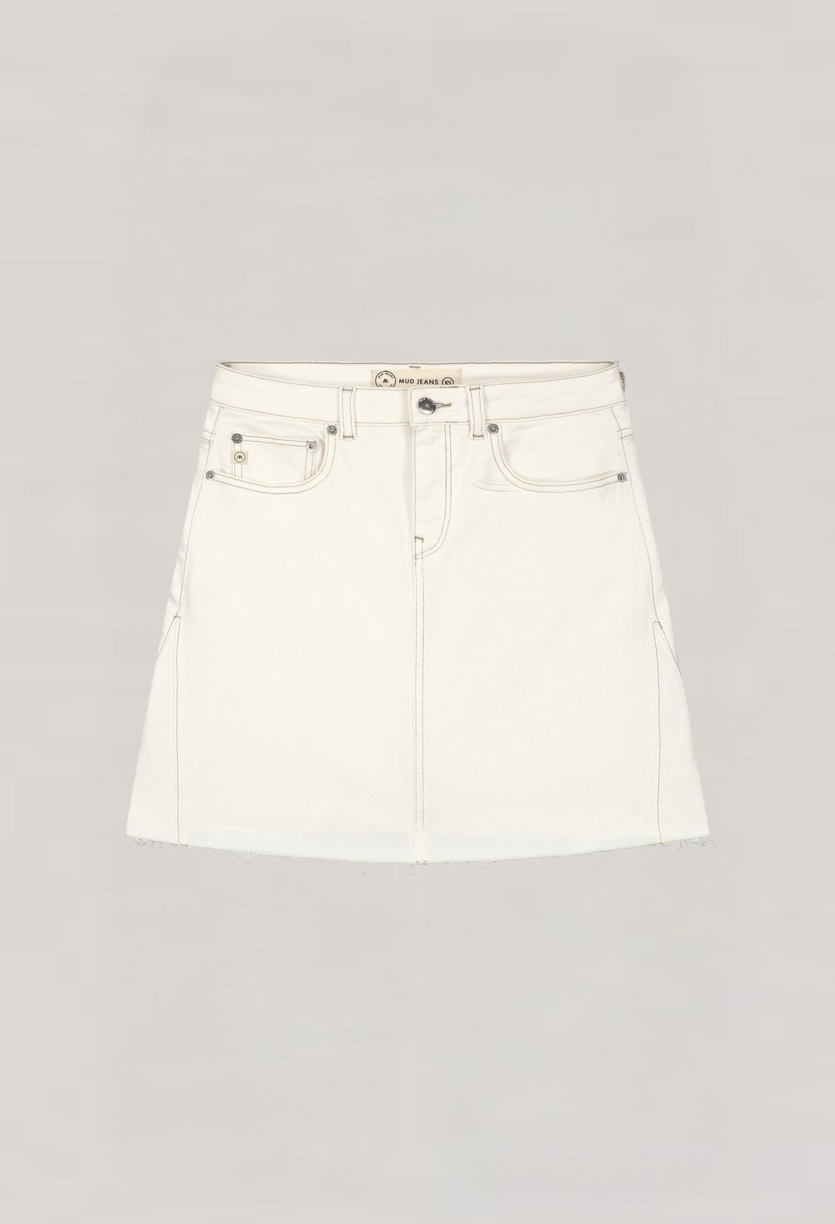 A stylish white denim mini skirt by MUD Jeans, featuring a classic five-pocket design and sustainable fabric.