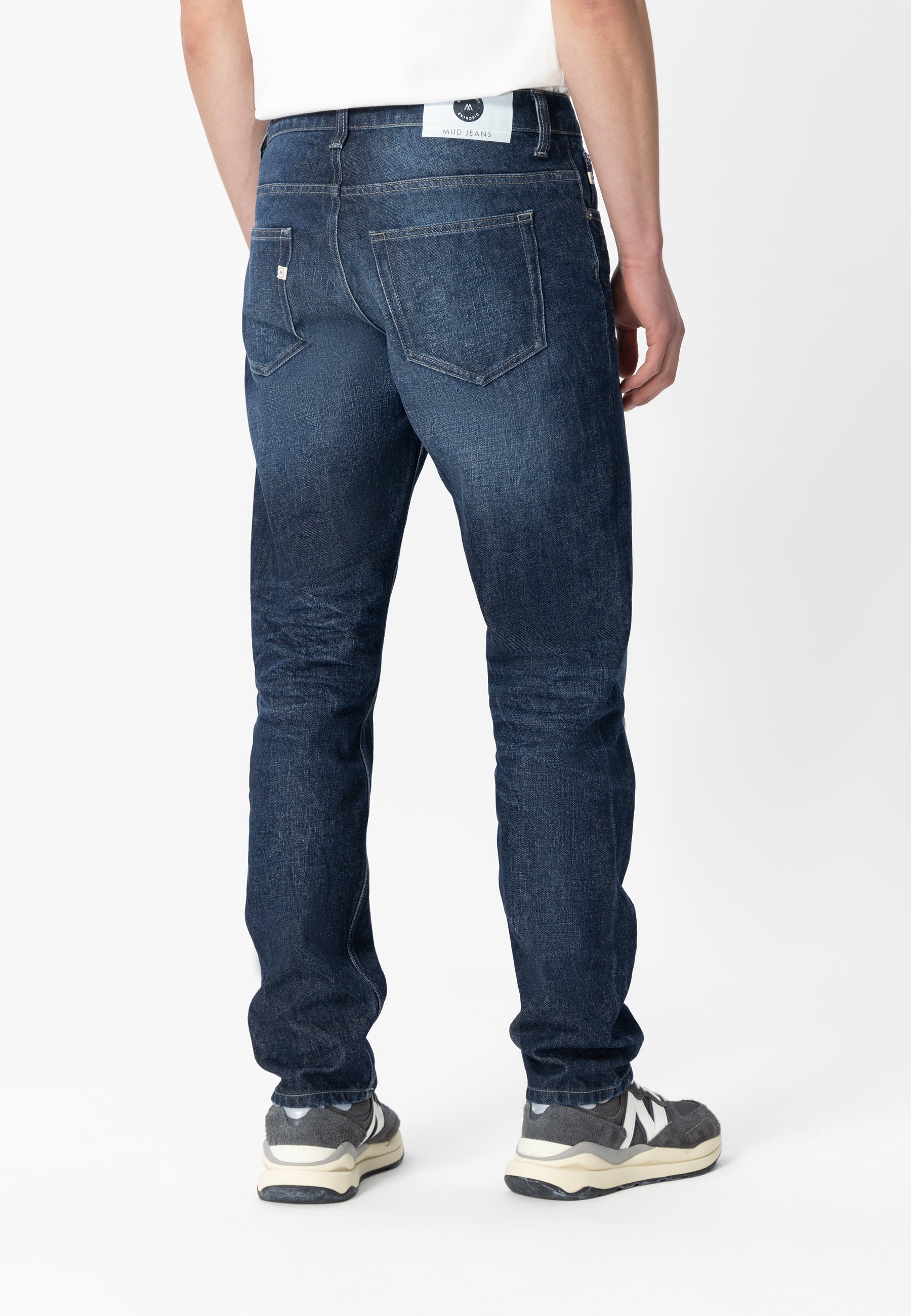 Sustainable MUD Jeans jacket in classic blue denim, crafted from organic cotton with ethical design and durable stitching.