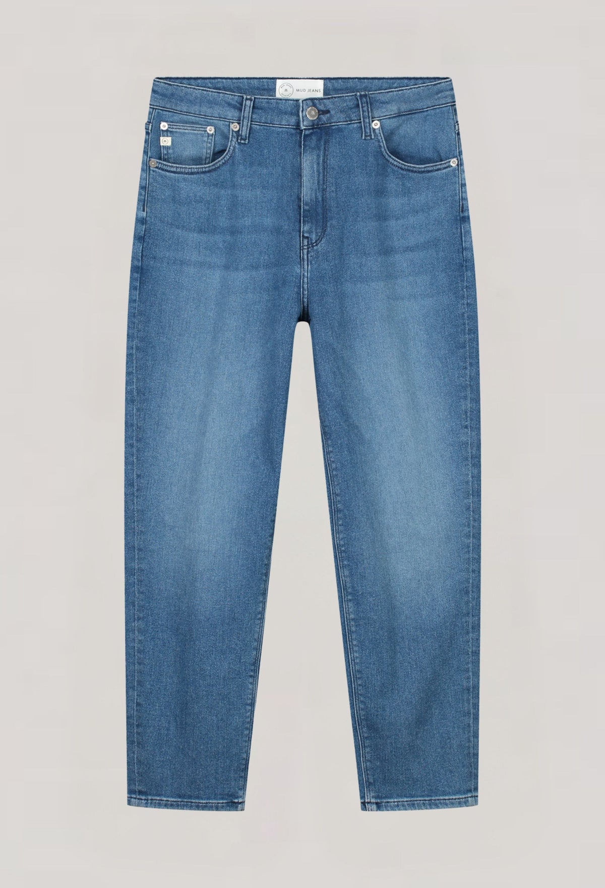 Classic straight-leg blue denim jeans from MUD, featuring a mid-rise waist and sustainable organic cotton fabric.